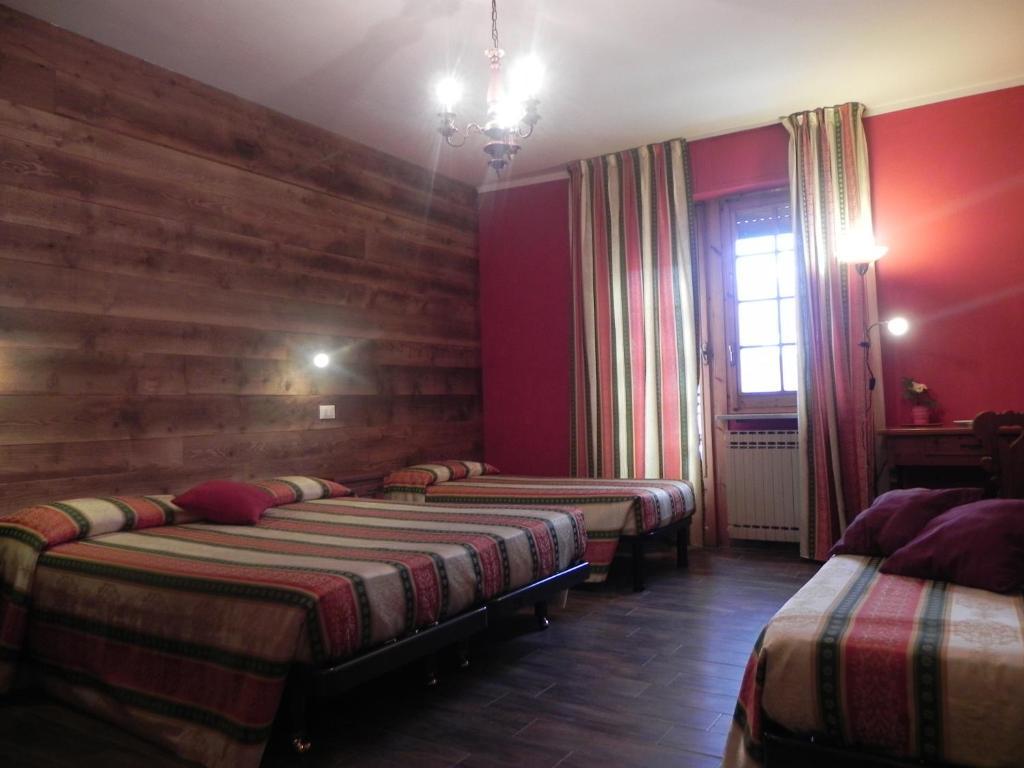 Hotel Trois Etoiles Энтраккуе Номер фото