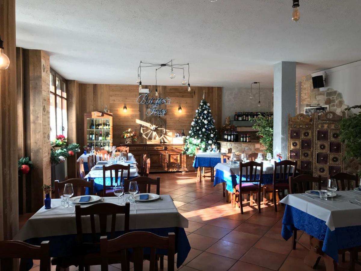 Hotel Trois Etoiles Энтраккуе Экстерьер фото